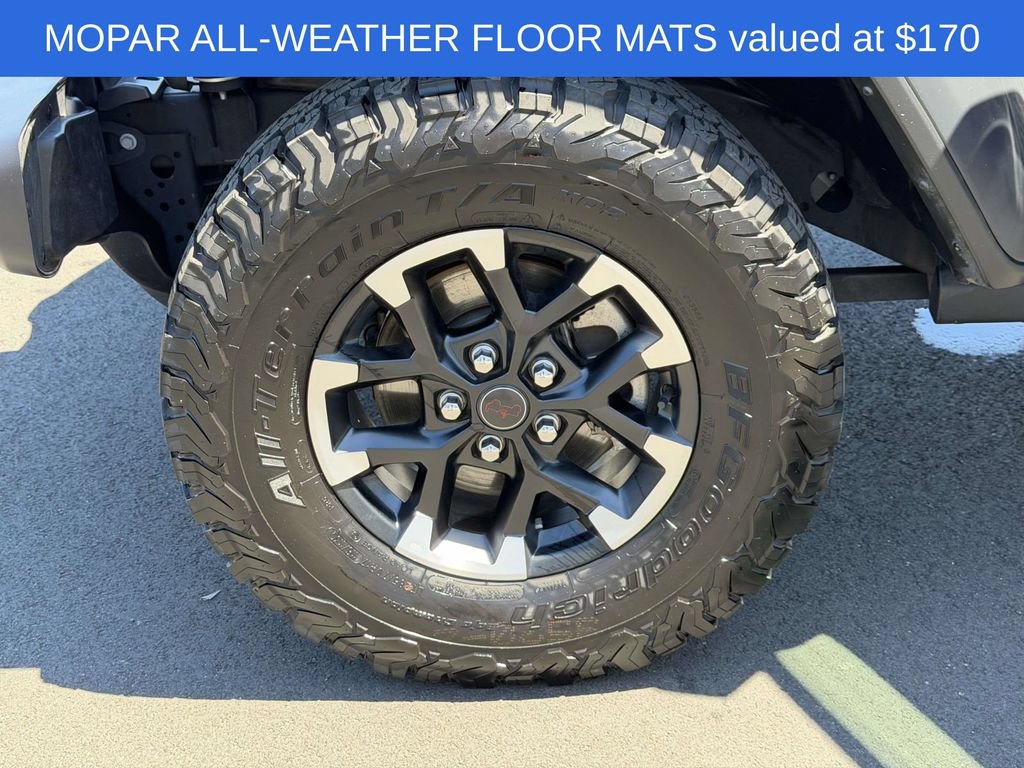 Used 2025 Jeep Wrangler Unlimited Rubicon w/ Safety Group AWD/4WD image 11