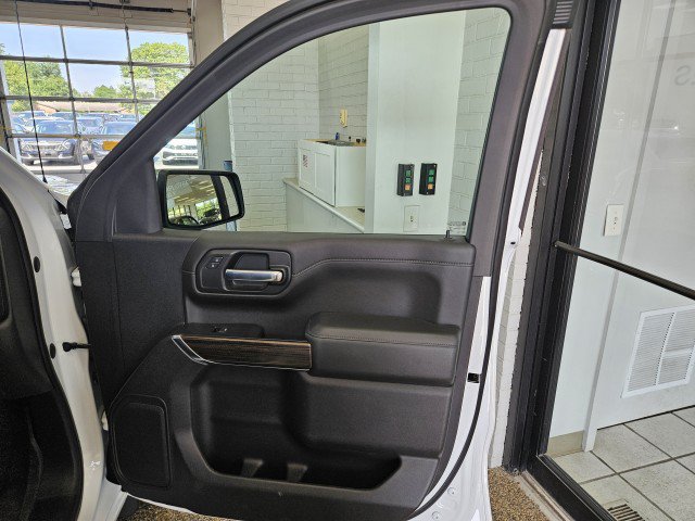 Used 2021 Chevrolet Silverado 1500 LT AWD/4WD image 13