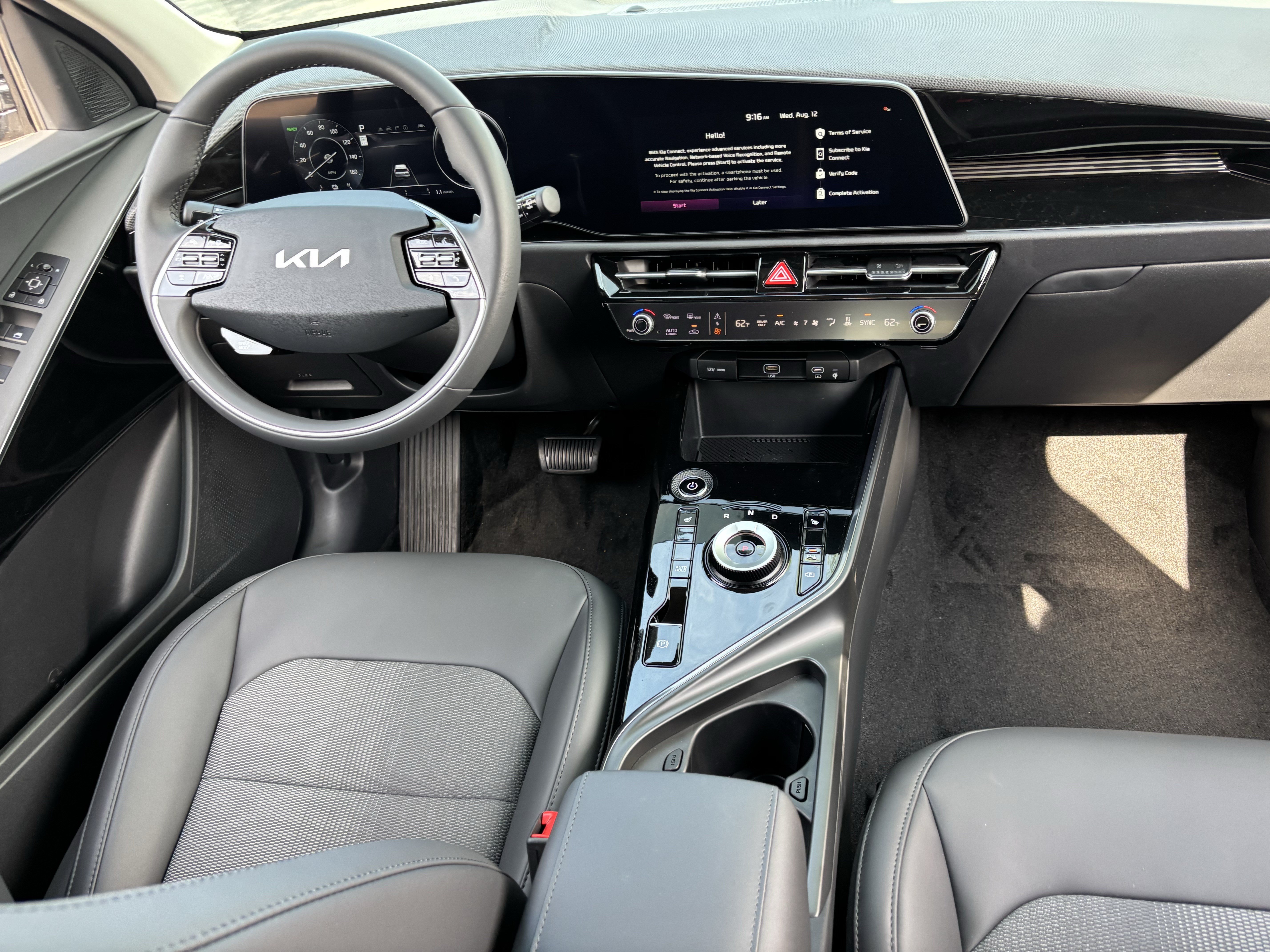 New 2026 Kia Niro Wind FWD image 13