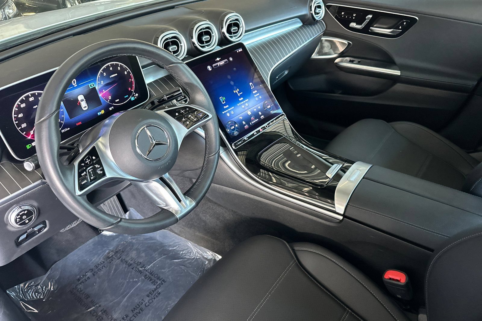 Used 2023 Mercedes-Benz C 300 Sedan image 10