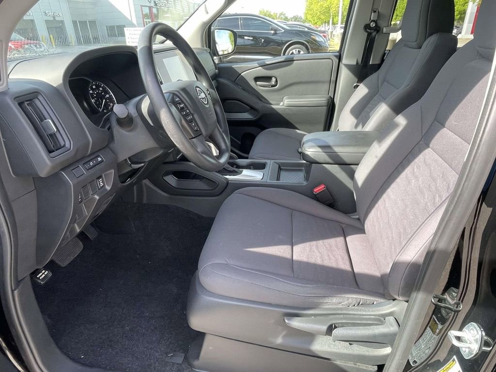 Used 2025 Nissan Frontier S w/ S Utility Package image 13