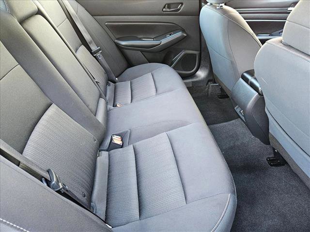 Used 2024 Nissan Altima 2.5 SV image 16