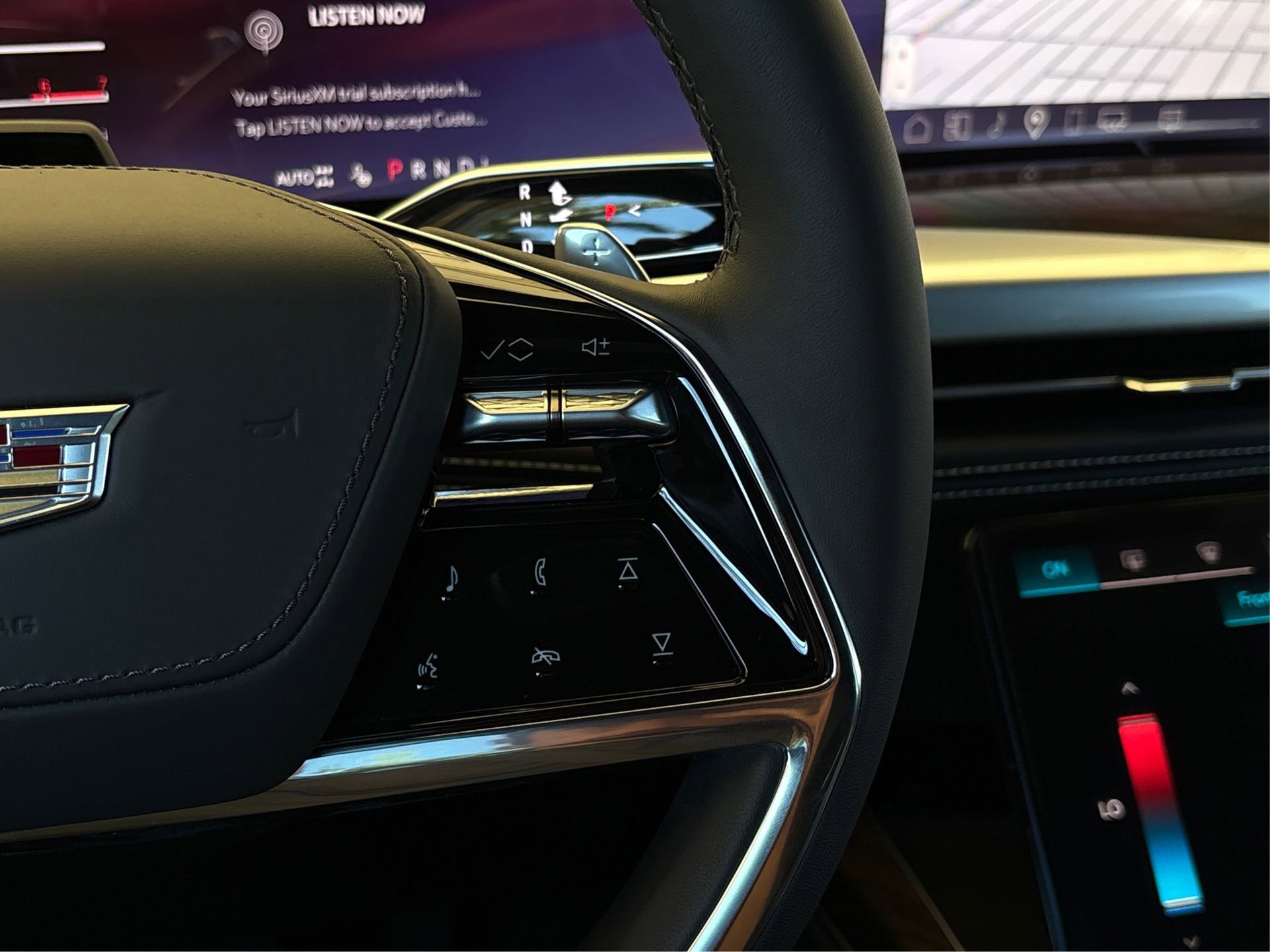 Used 2026 Cadillac Escalade Platinum Sport w/ LPO, ONYX Package image 30