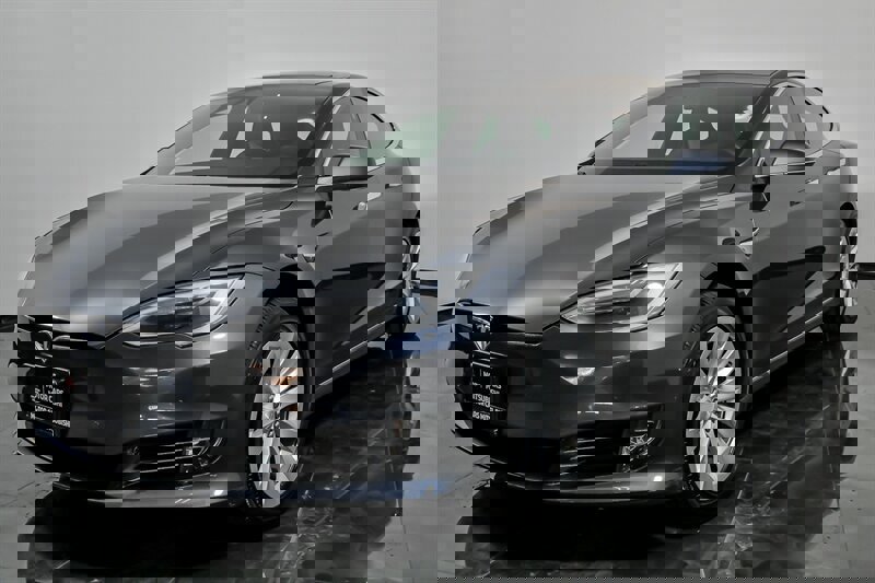 Used 2018 Tesla Model S 100D image 5