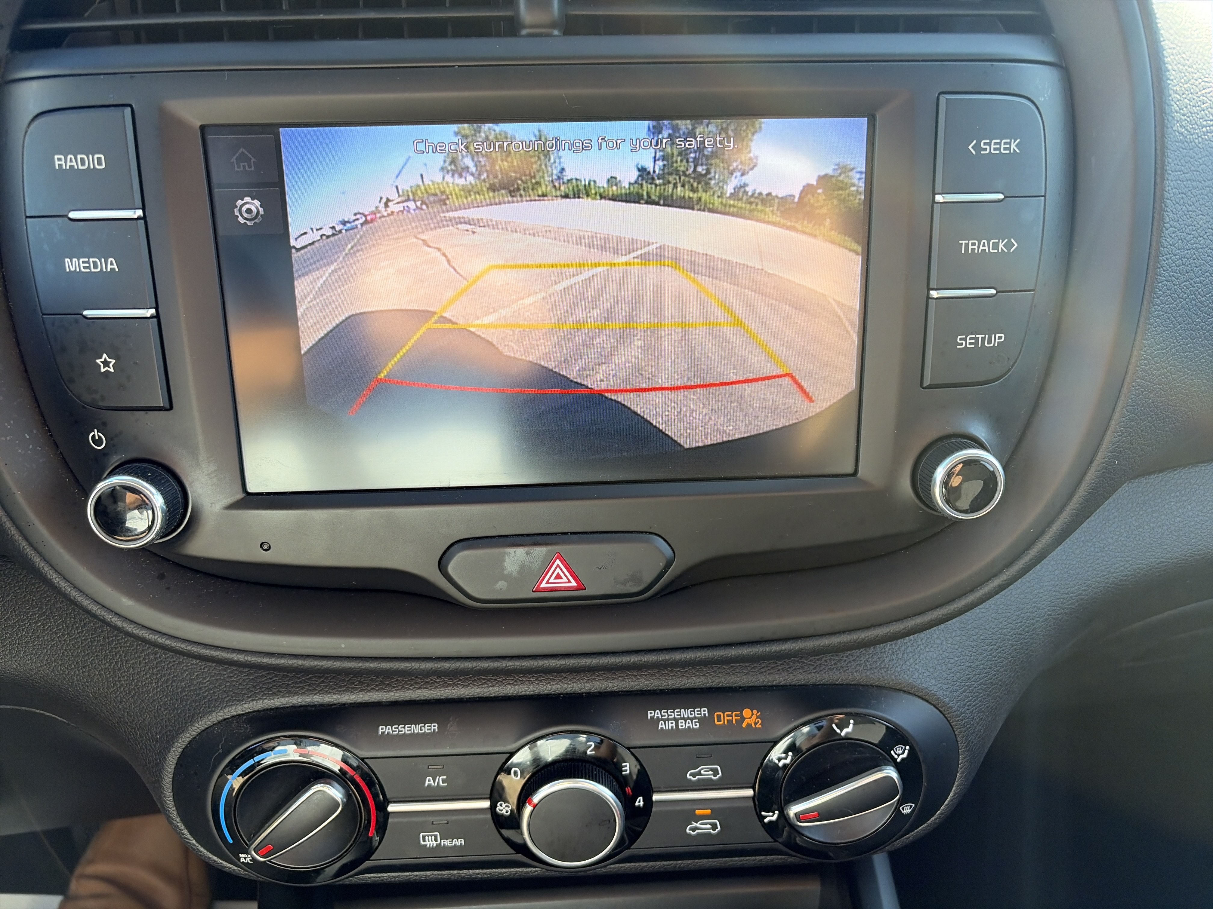 Used 2022 Kia Soul LX FWD image 21