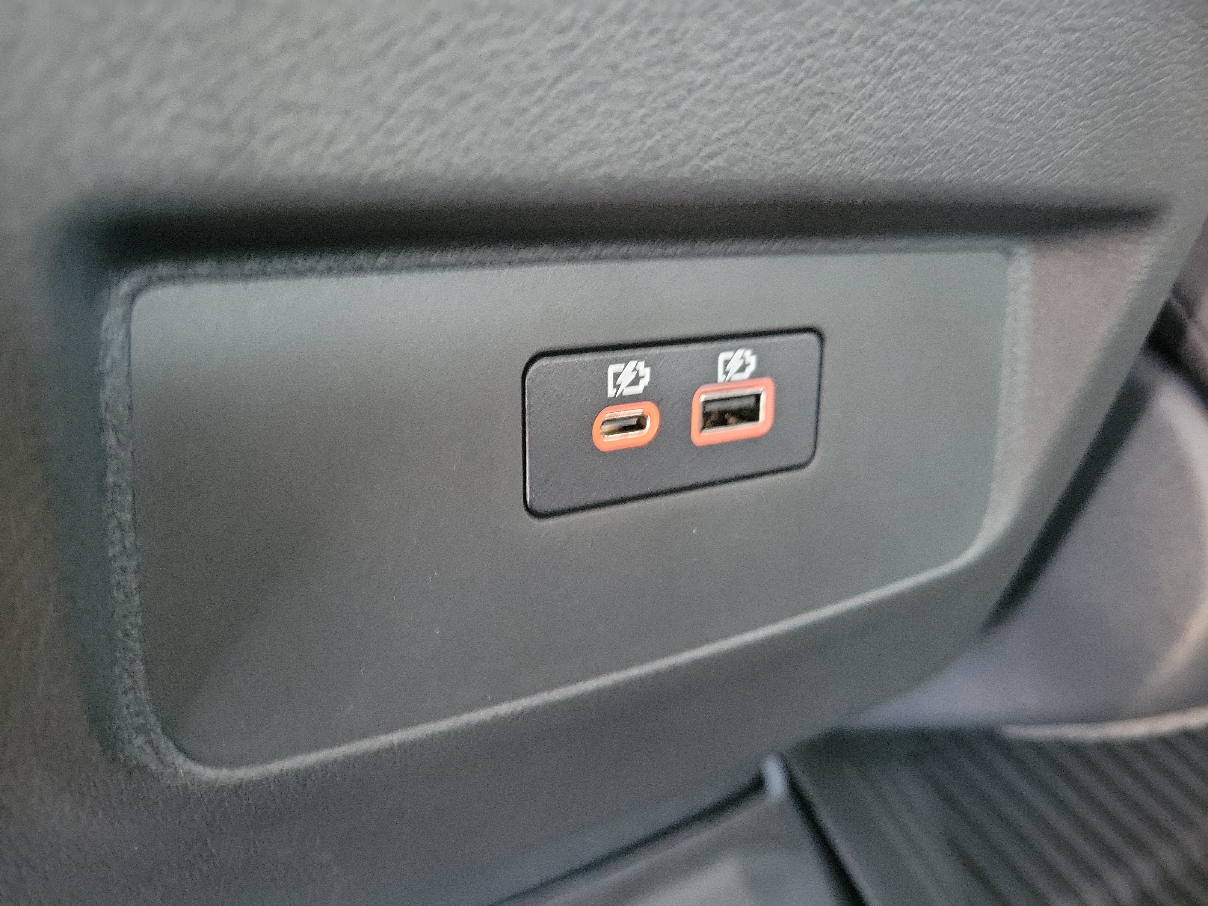 New 2026 Nissan Frontier SV w/ All-Weather Content Package AWD/4WD image 17