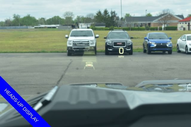 Used 2025 Chevrolet Silverado 2500 ZR2 w/ Technology Package AWD/4WD image 5