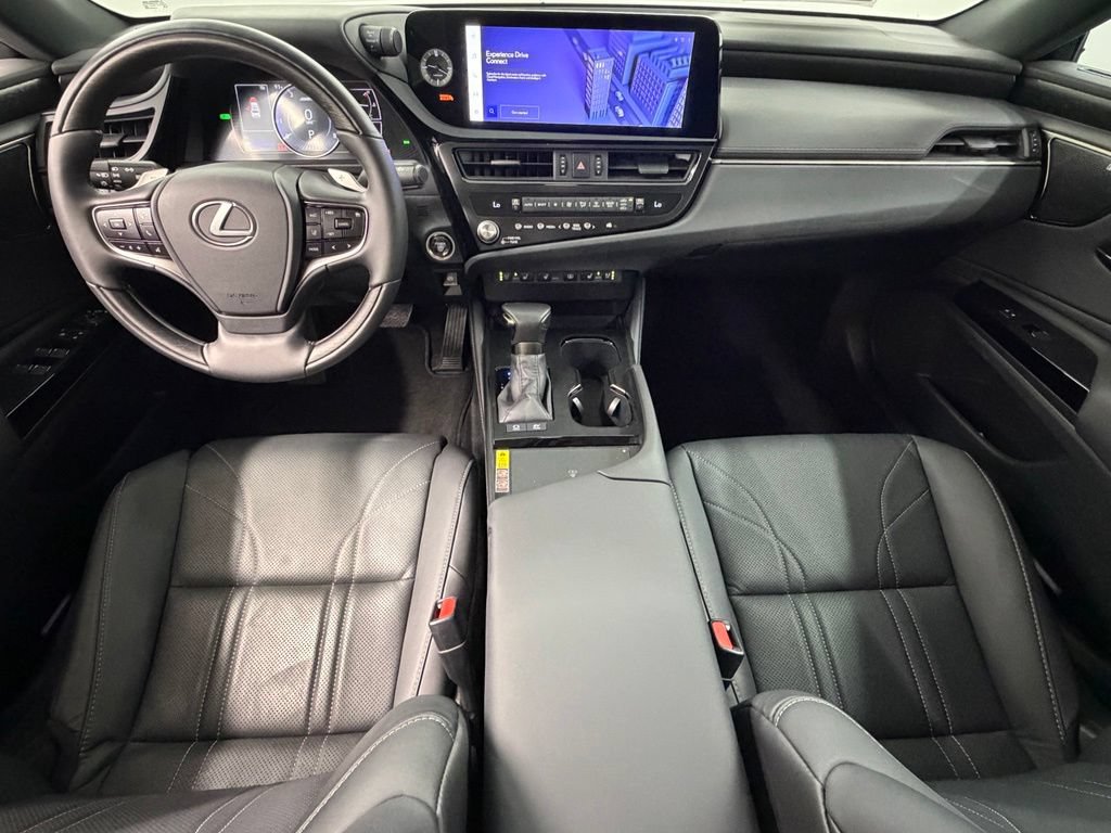 Used 2025 Lexus ES 300h w/ Luxury Package FWD image 40