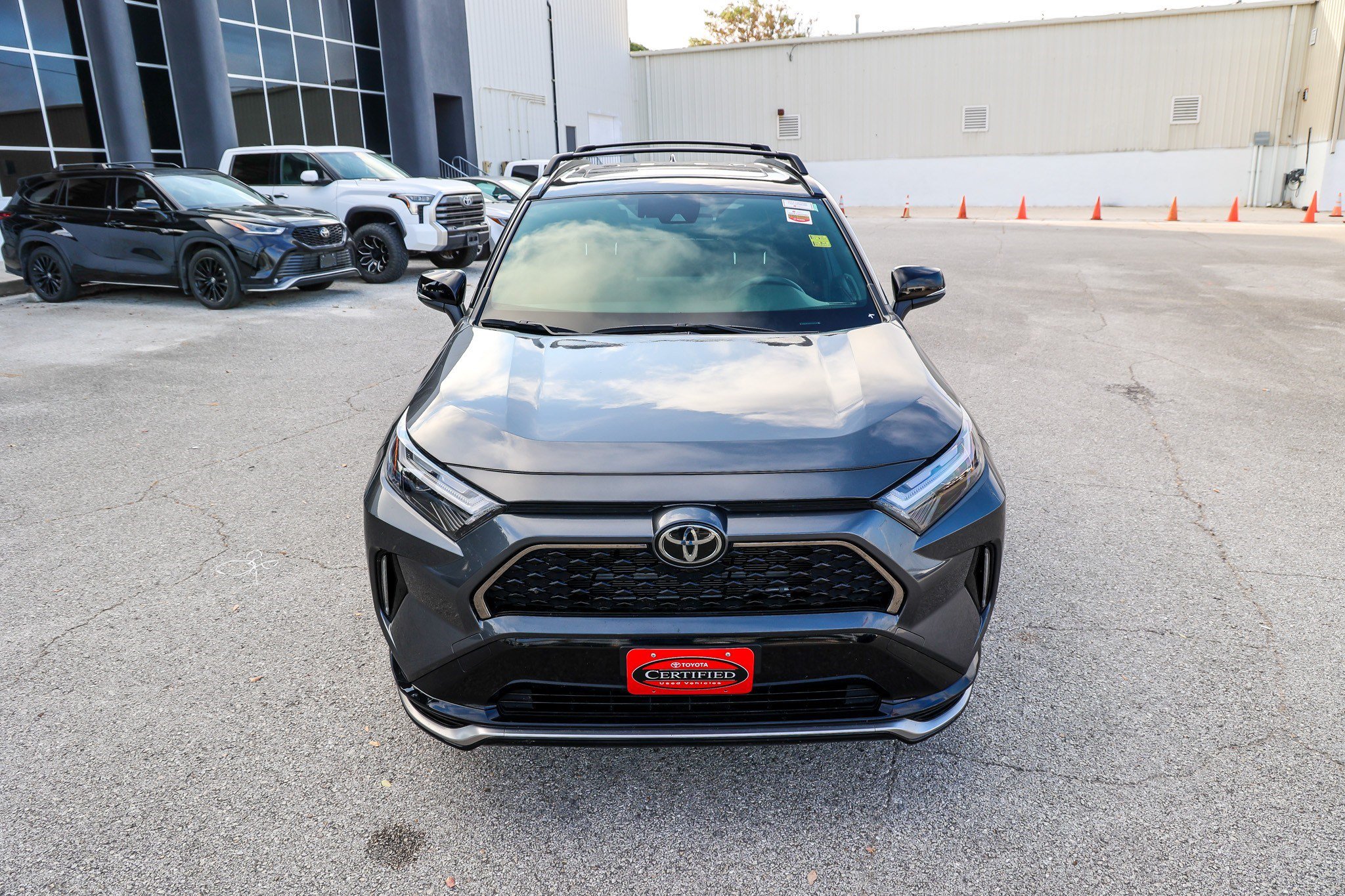 Certified 2025 Toyota RAV4 XSE AWD/4WD image 4