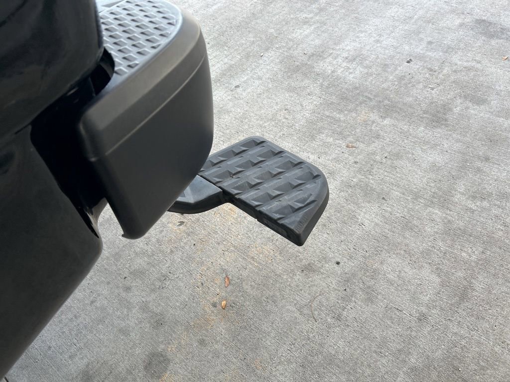 Used 2021 Nissan Titan PRO-4X w/ Pro-4x Convenience Package image 19