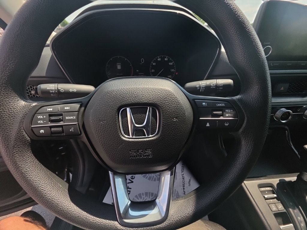 Used 2025 Honda CR-V LX image 16