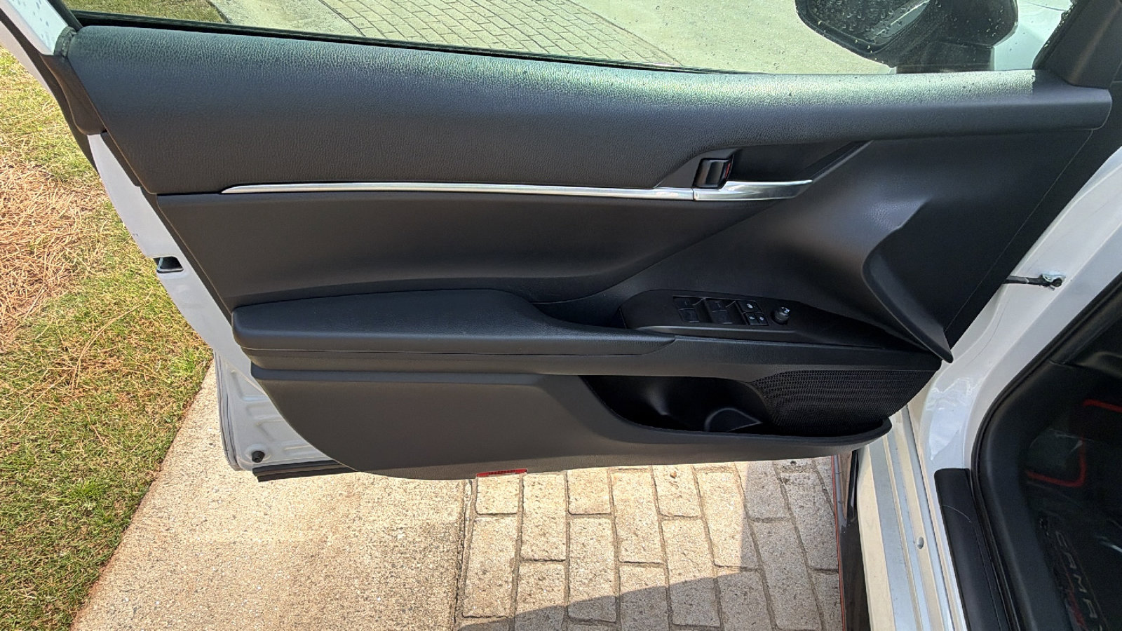 Used 2022 Toyota Camry TRD w/ TRD Package w/JBL Audio image 14