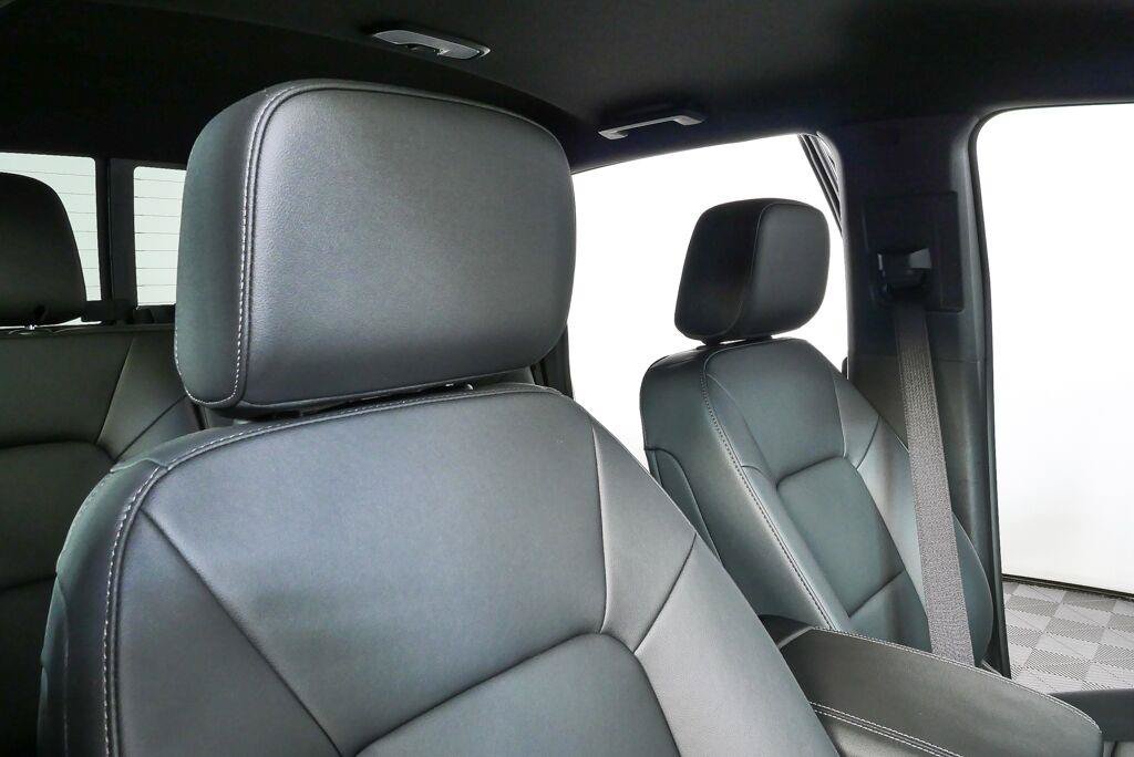 New 2026 GMC Canyon Elevation w/ Convenience Package RWD image 28