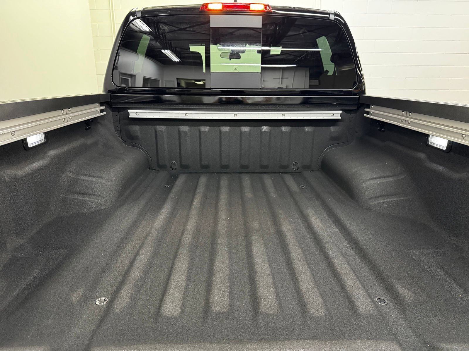 New 2026 Nissan Frontier PRO-4X w/ Pro-4x Convenience Package AWD/4WD image 35