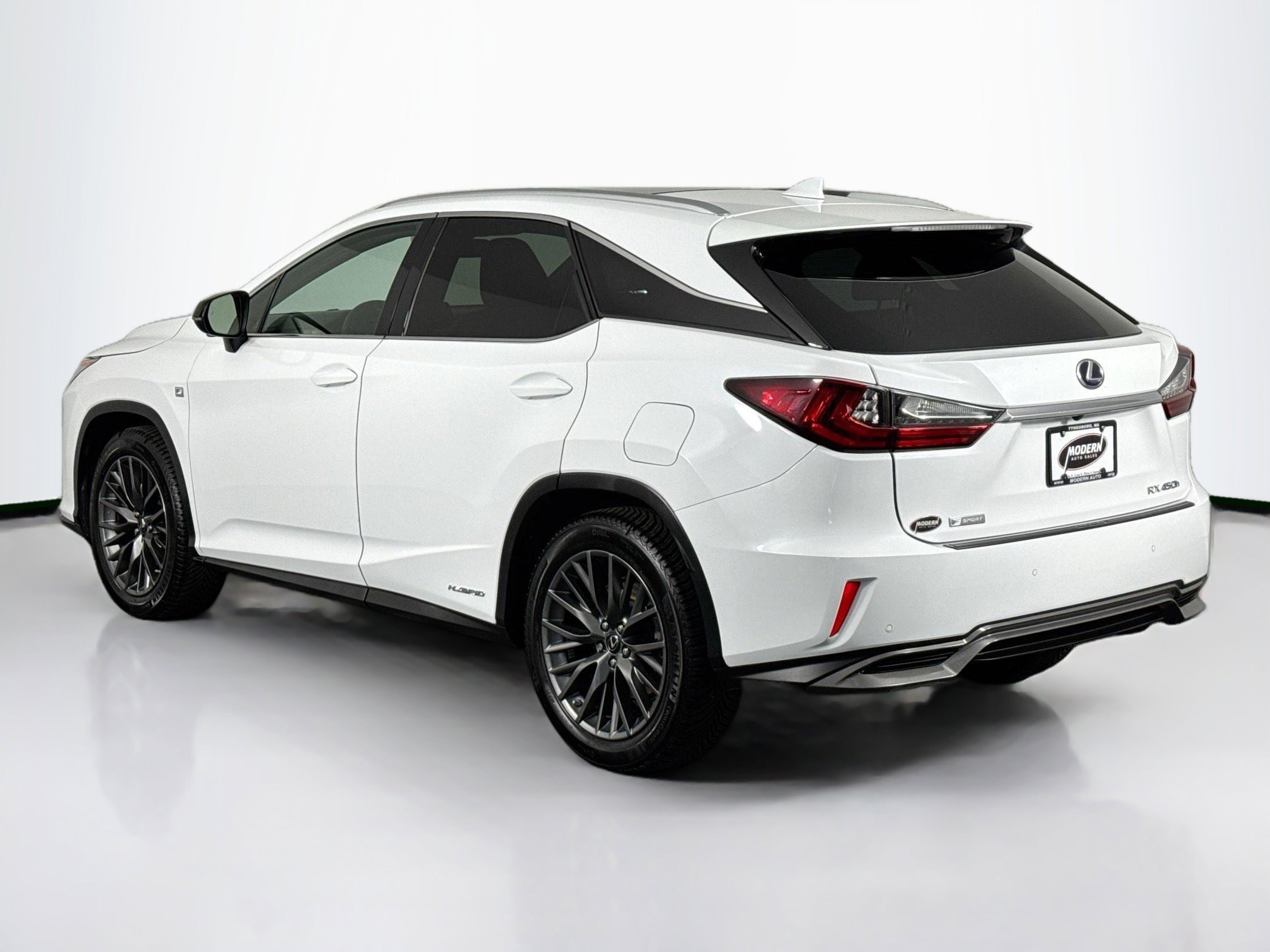 Used 2017 Lexus RX 450h F Sport w/ Cold Weather Package AWD/4WD image 9