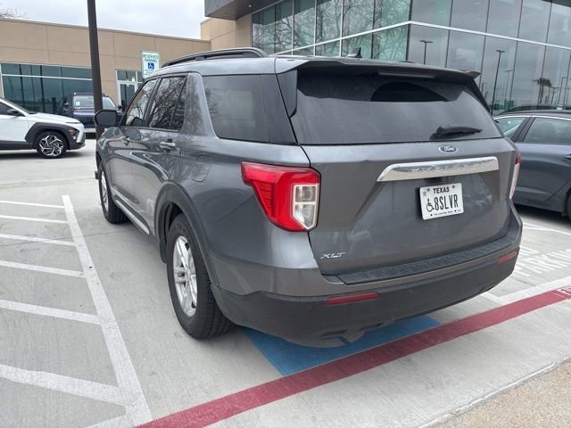 Used 2021 Ford Explorer XLT image 6