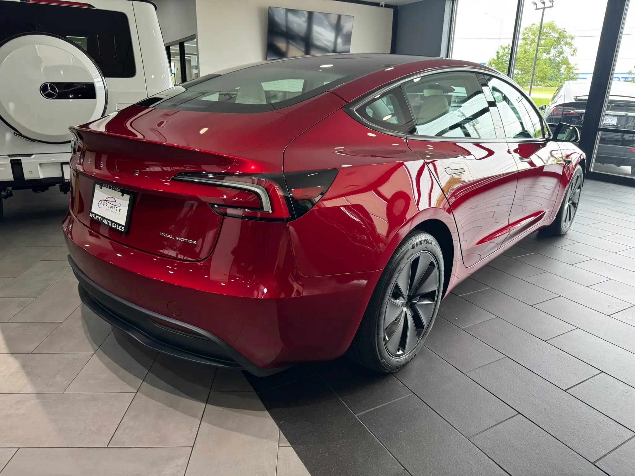 Used 2024 Tesla Model 3 Long Range AWD/4WD image 4