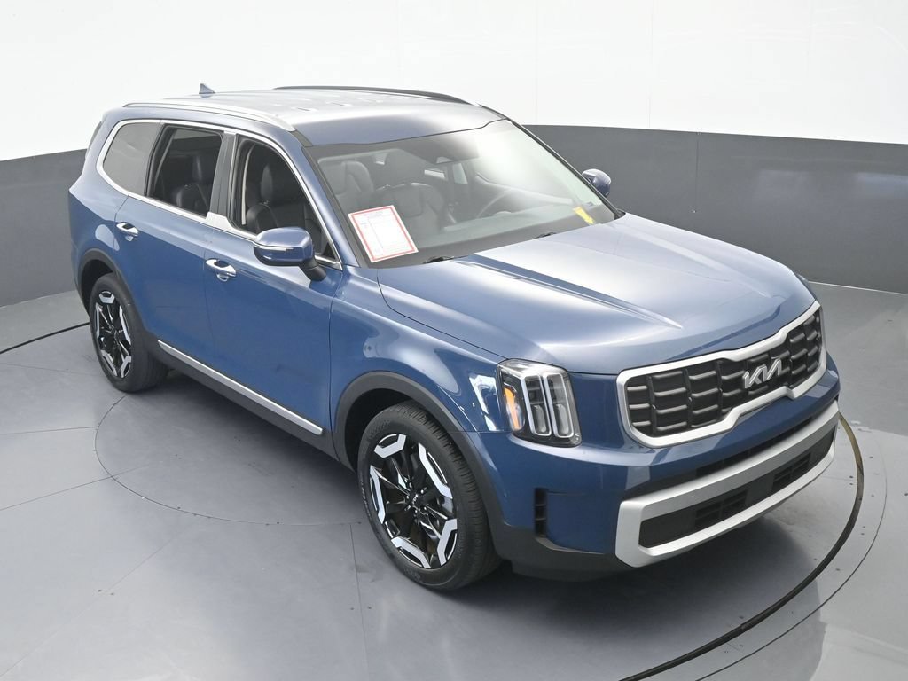 Used 2024 Kia Telluride S FWD image 60