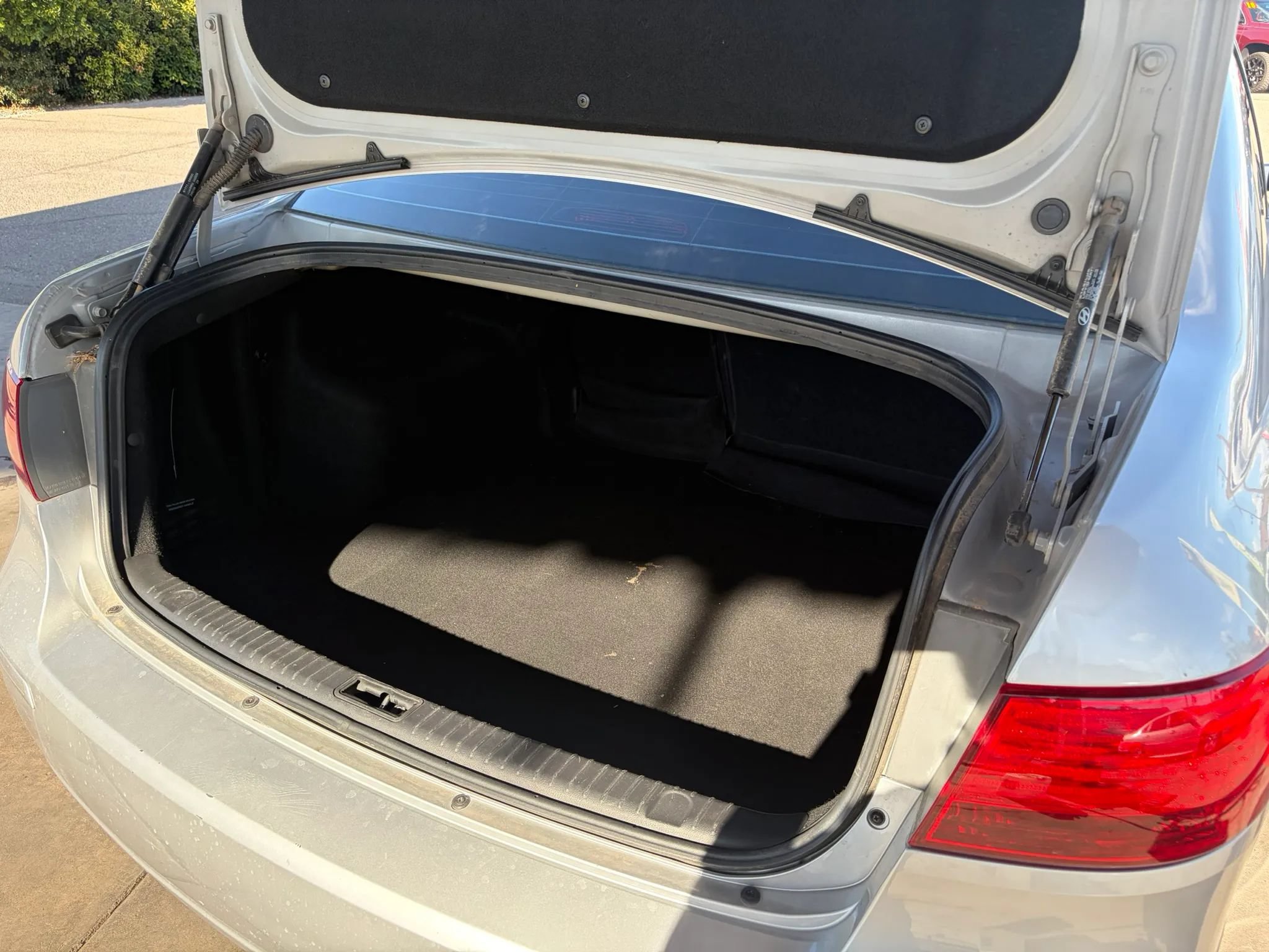 Used 2009 Hyundai Sonata GLS FWD image 11