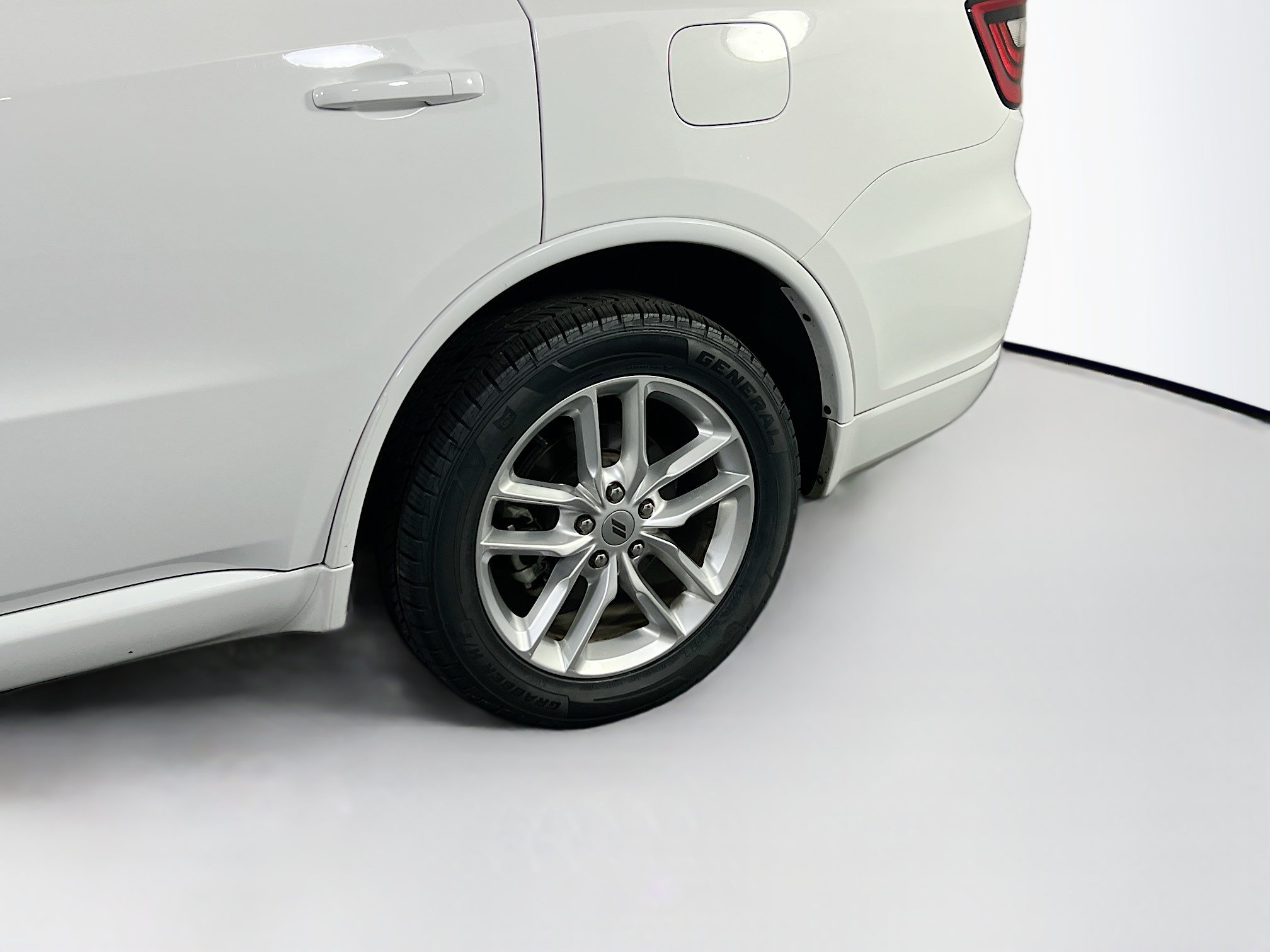Used 2022 Dodge Durango GT AWD/4WD image 31