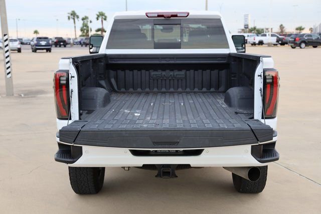 Certified 2025 GMC Sierra 3500 AT4 w/ Technology Package image 8