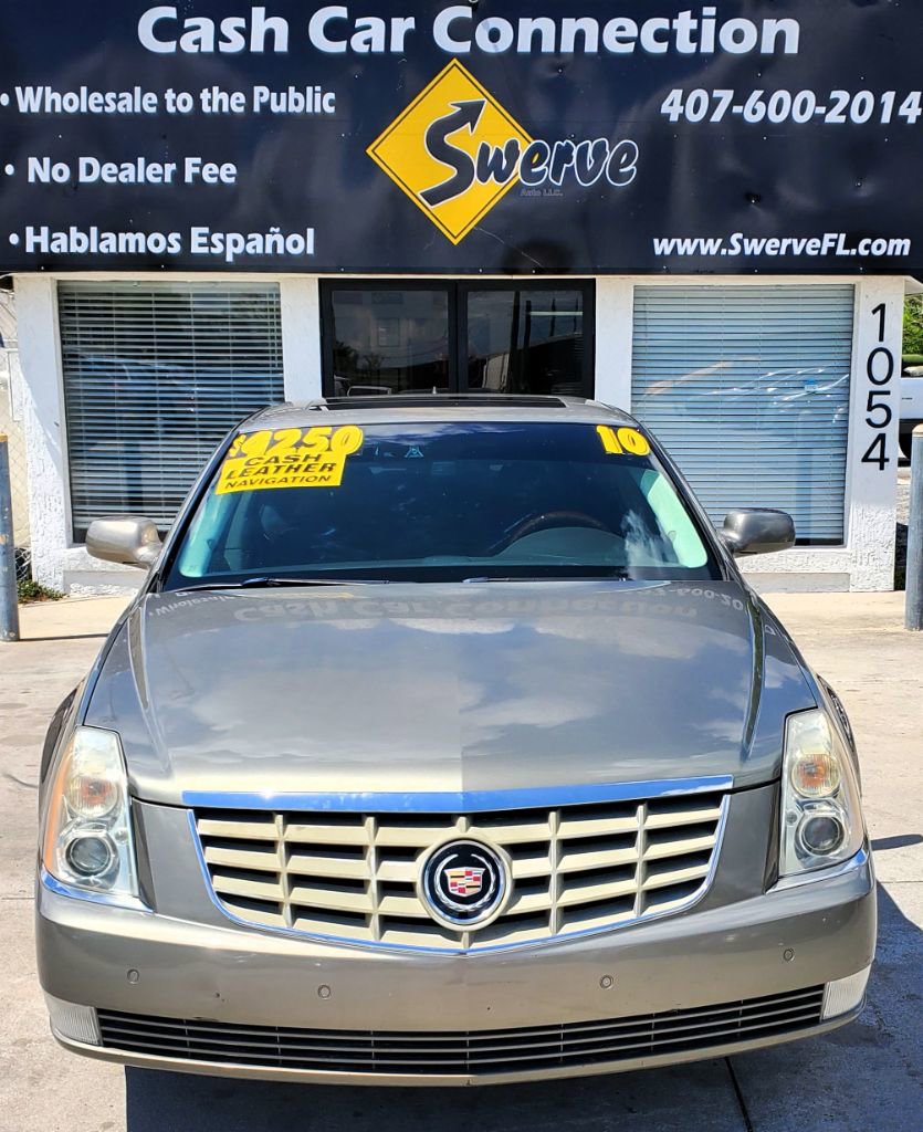 Used 2010 Cadillac DTS Platinum image 3