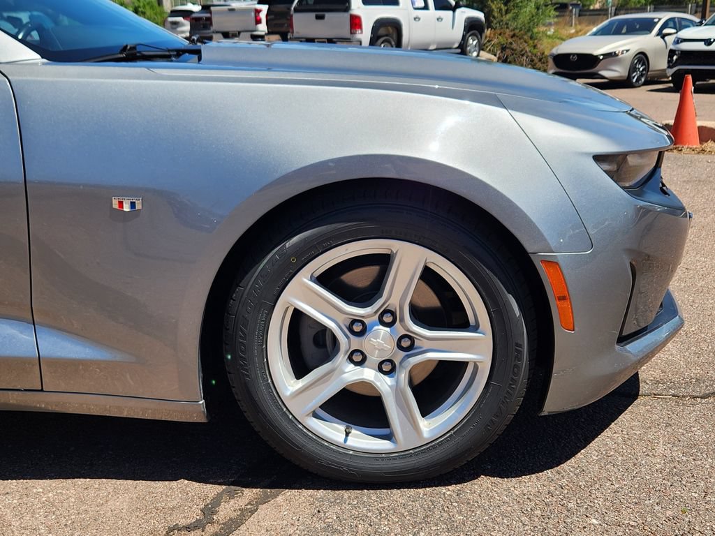 Used 2023 Chevrolet Camaro LT RWD image 29