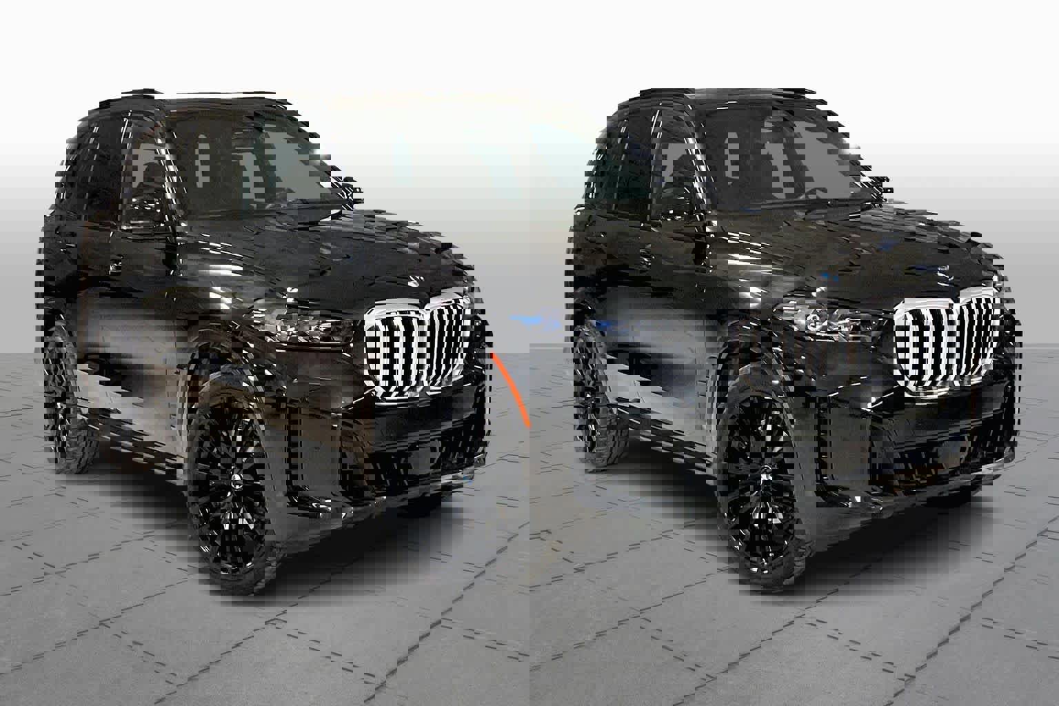 Certified 2024 BMW X5 xDrive40i w/ M Sport Package image 3