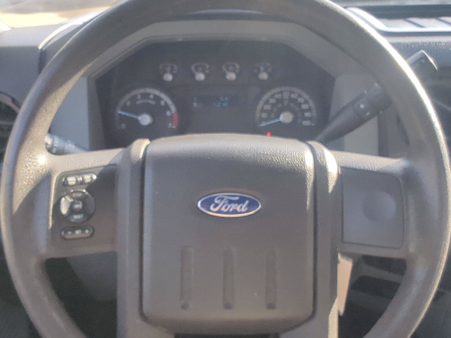 Used 2016 Ford F250 XL w/ Power Equipment Group RWD image 14