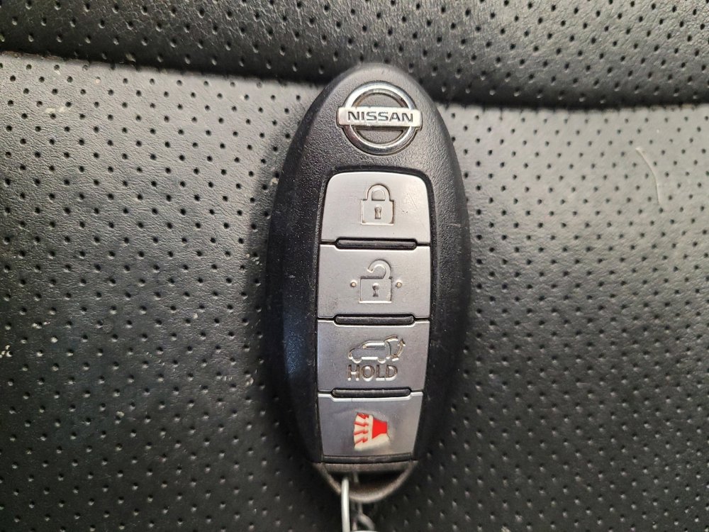 Used 2014 Nissan Rogue SL w/ SL Premium Package image 32