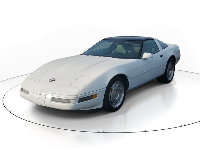 Used 1996 Chevrolet Corvette Coupe RWD image 2