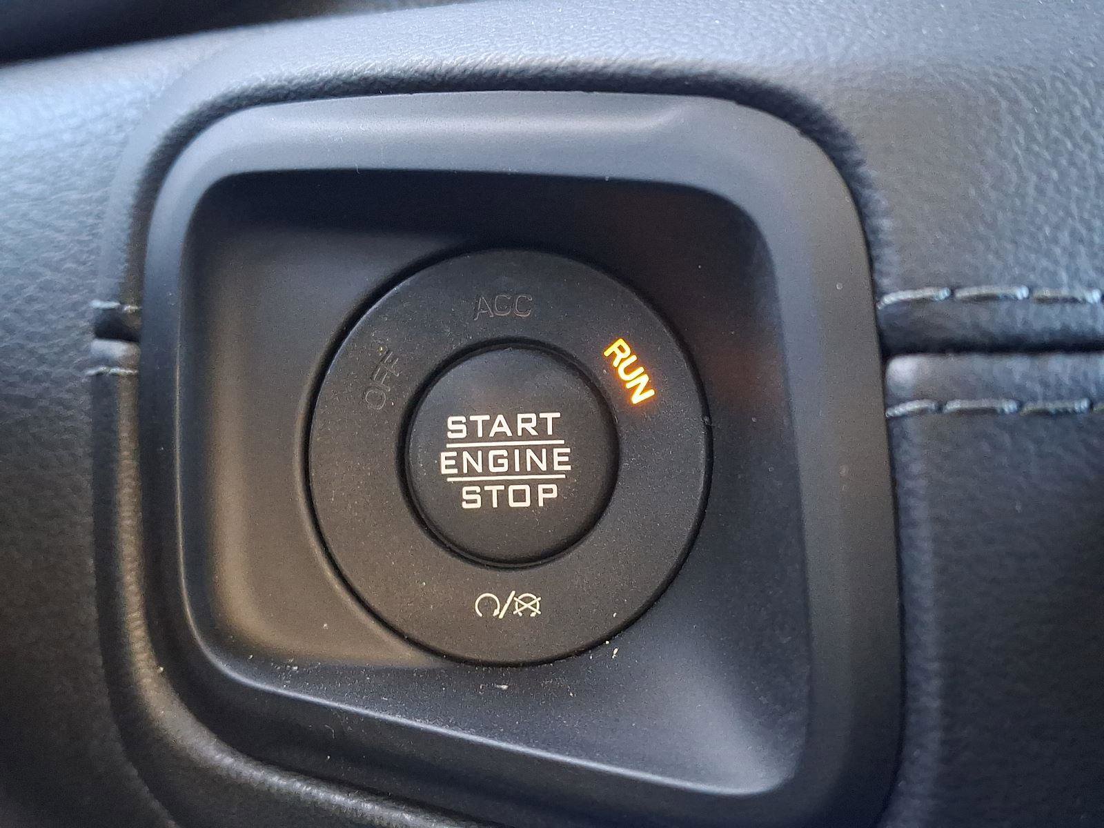 Used 2024 Jeep Wrangler Unlimited Sahara w/ Technology Group image 25