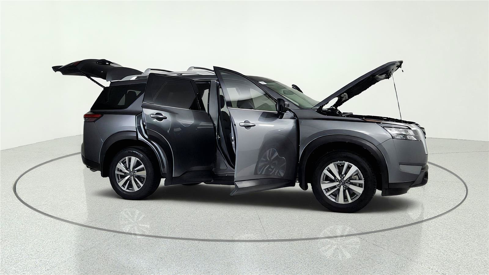 Used 2025 Nissan Pathfinder SL FWD image 15