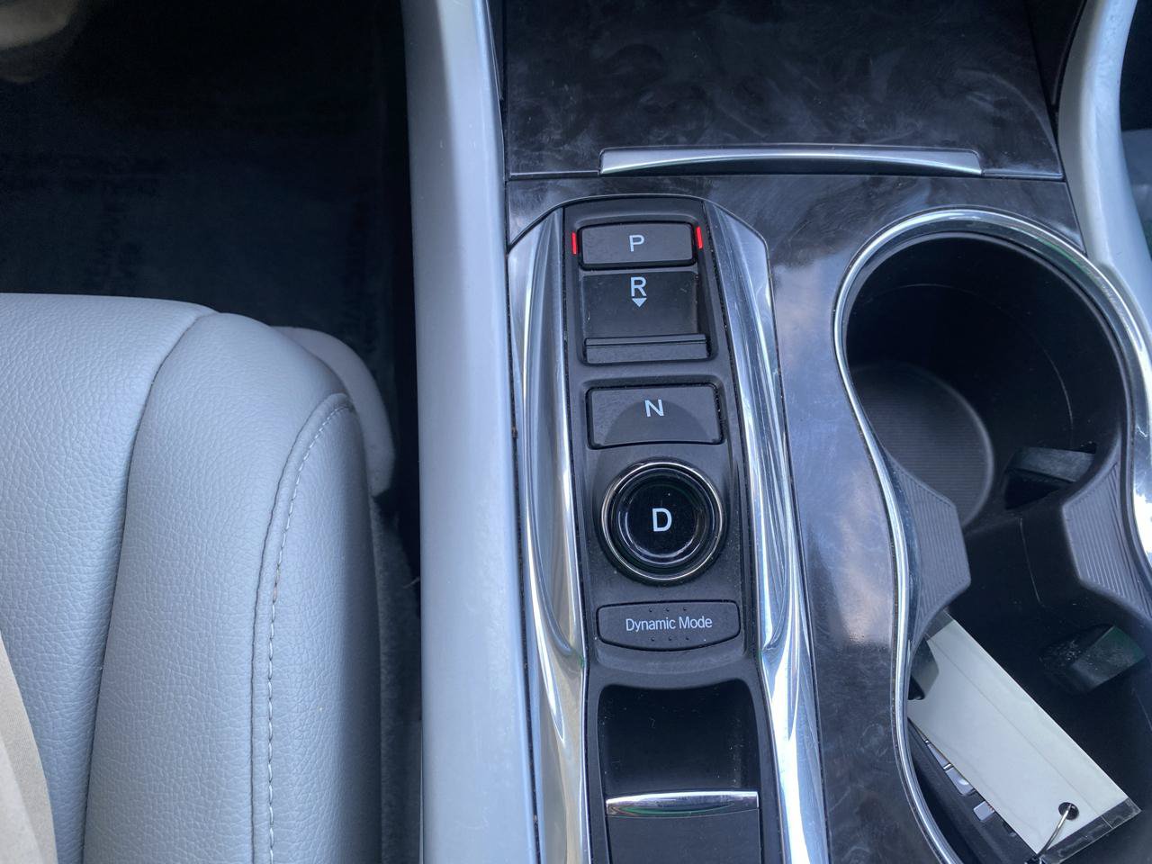 Used 2018 Acura TLX V6 SH-AWD image 18