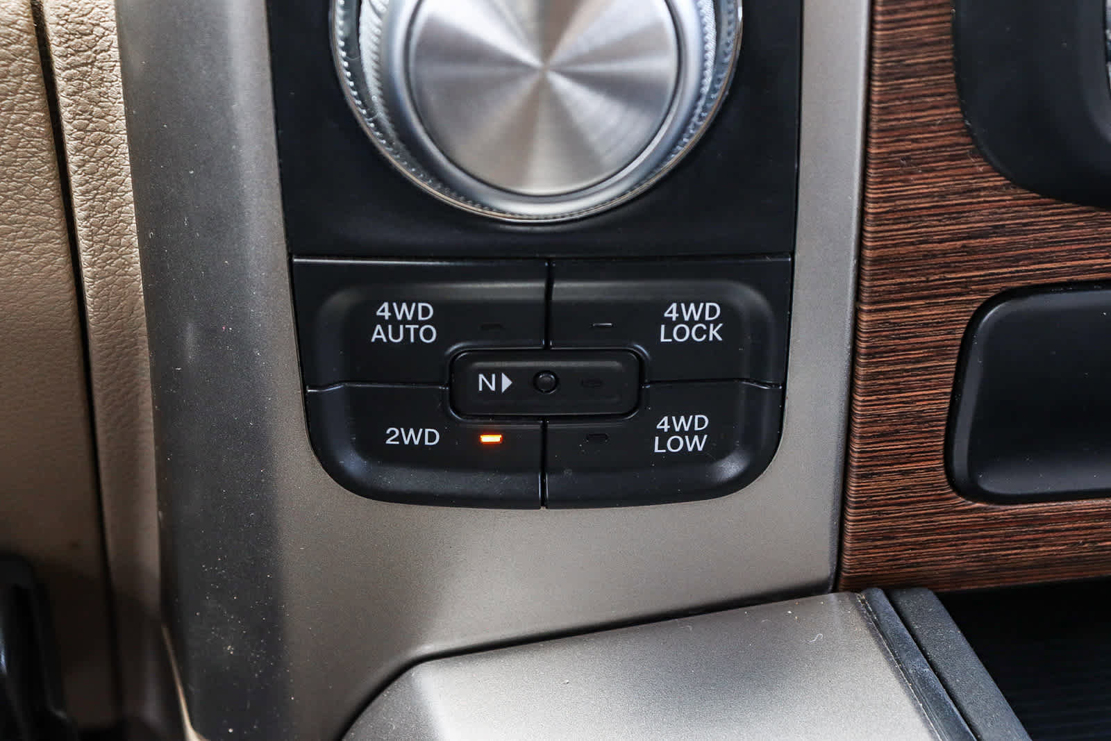 Used 2017 RAM 1500 Laramie w/ Convenience Group image 30