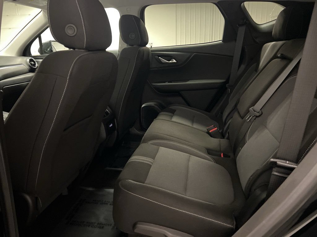 Certified 2025 Chevrolet Blazer LT AWD/4WD image 10