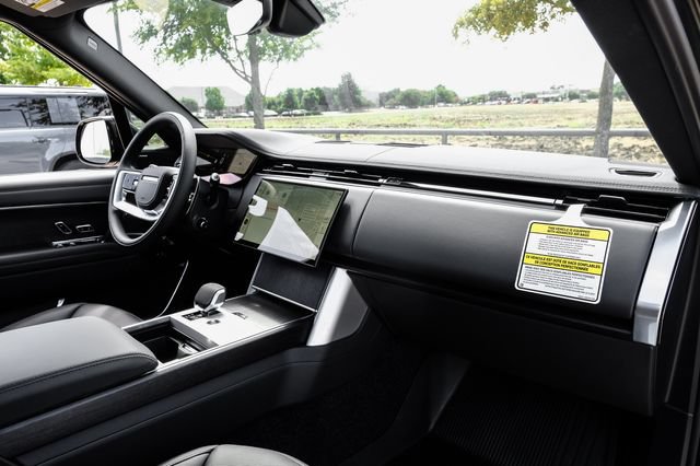 New 2026 Land Rover Range Rover SE AWD/4WD image 15