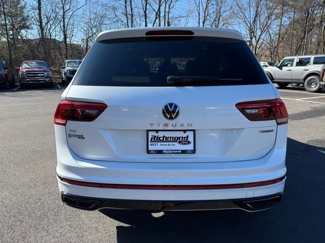 Used 2024 Volkswagen Tiguan SE R-Line image 4