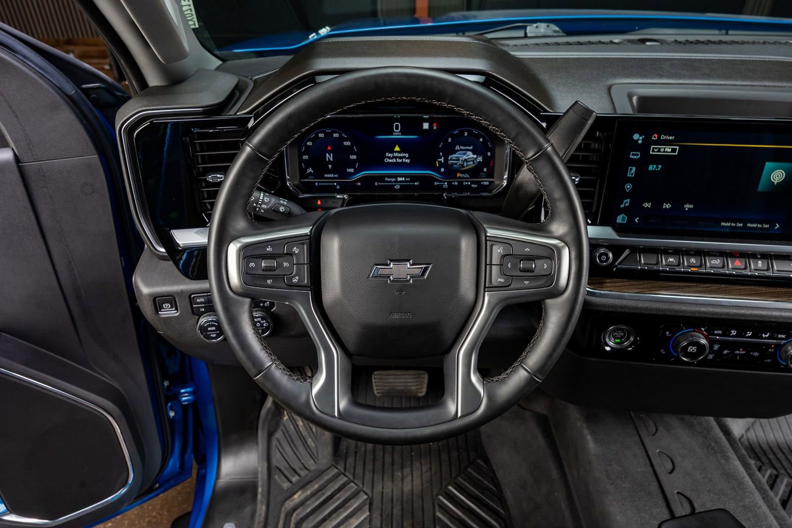 Used 2023 Chevrolet Silverado 1500 RST image 19