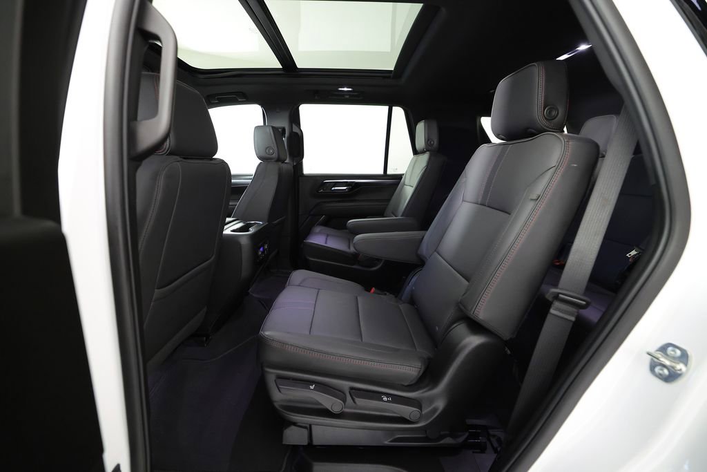 Used 2026 Chevrolet Tahoe RST w/ Comfort Package AWD/4WD image 17