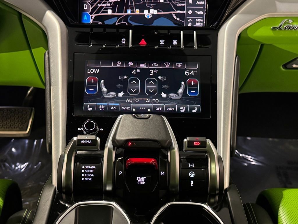 Used 2020 Lamborghini Urus image 35