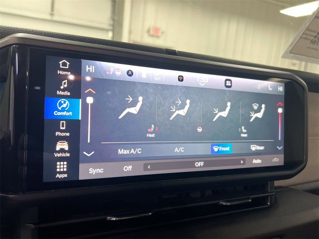 Used 2024 Jeep Gladiator Sport image 15