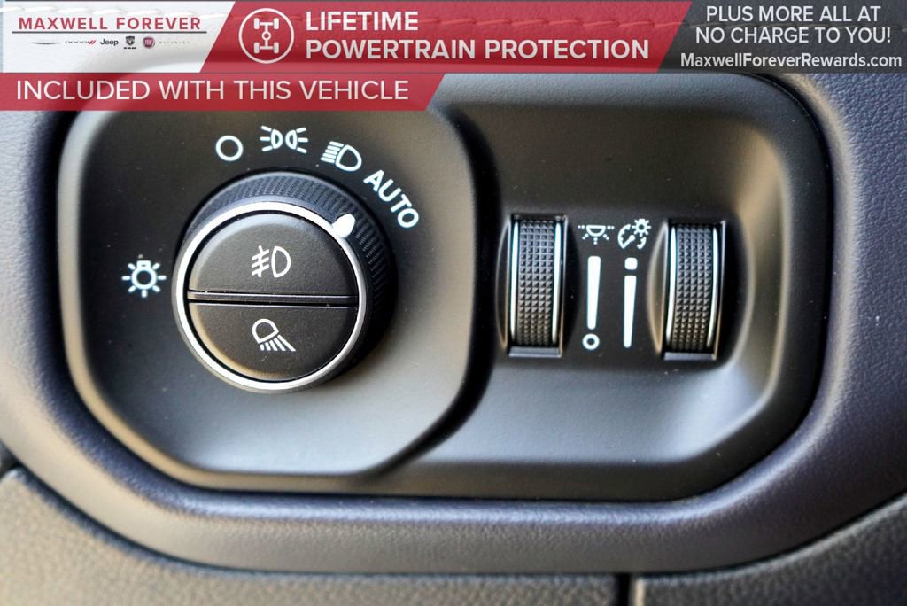 Used 2021 RAM 1500 Limited w/ Bed Utility Group image 17