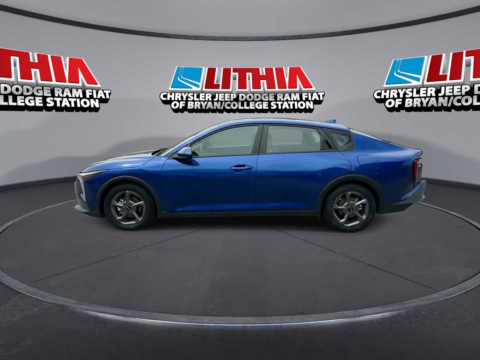 Used 2025 Kia K4 LXS image 5