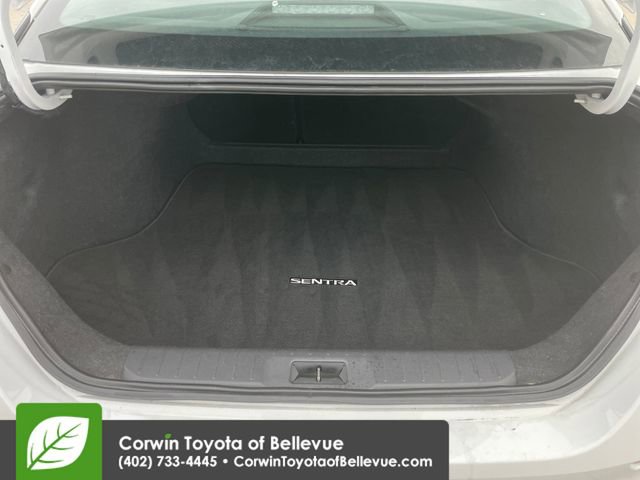 Used 2025 Nissan Sentra SV FWD image 29