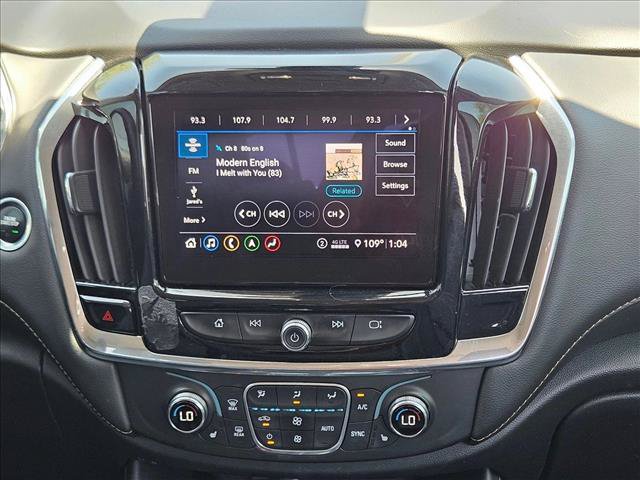 Used 2020 Chevrolet Traverse RS FWD image 19