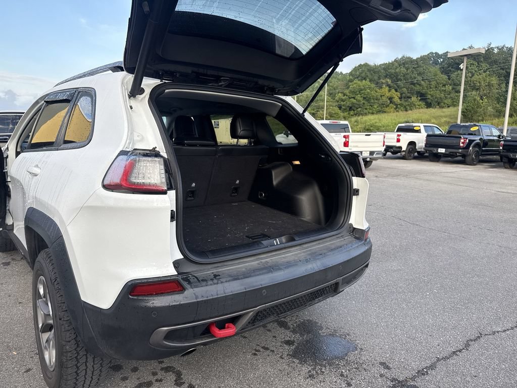 Used 2019 Jeep Cherokee Trailhawk w/ Comfort/Convenience Group AWD/4WD image 36