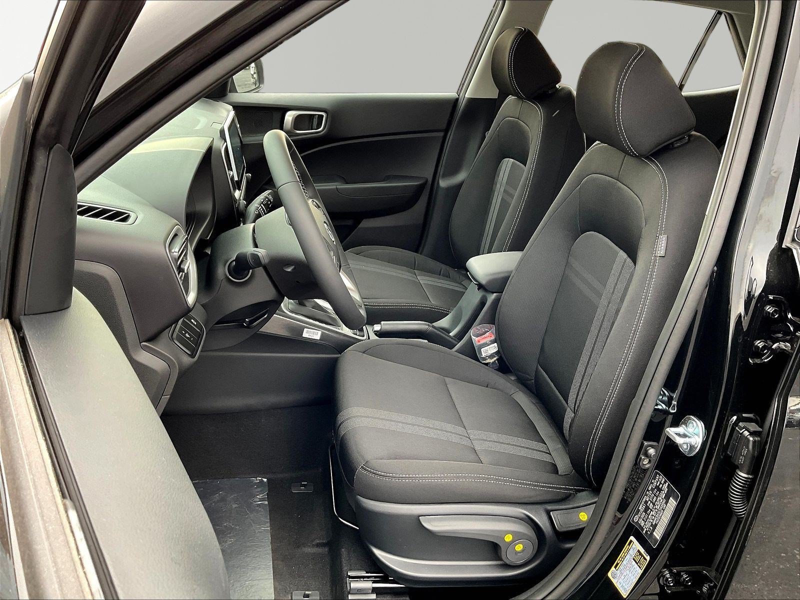 New 2026 Hyundai Venue SEL FWD image 17