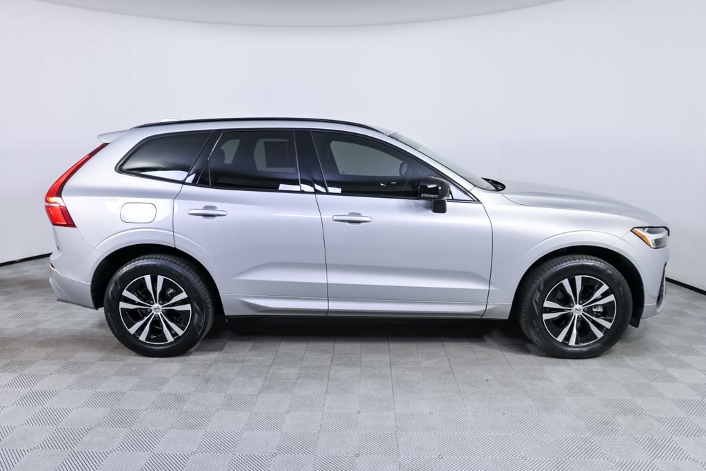 Certified 2024 Volvo XC60 B5 Core w/ Protection Package Premier AWD/4WD image 28