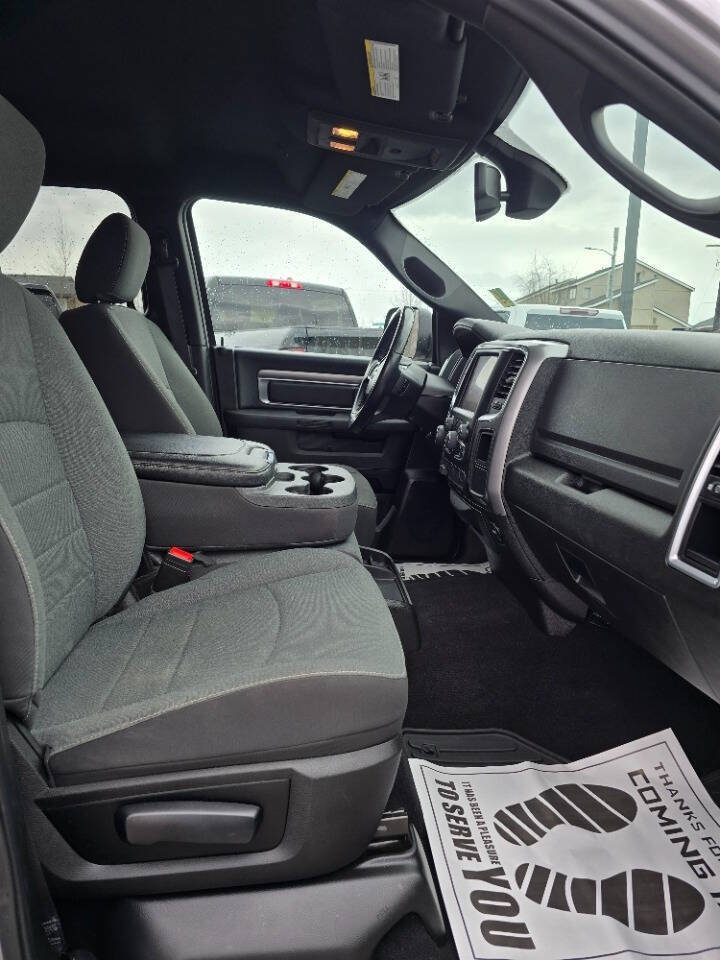 Used 2022 RAM 1500 Classic Warlock AWD/4WD image 19